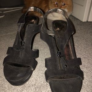 CIRCUS BLACK WEDGES